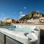 Taoetna Guest House, 3*