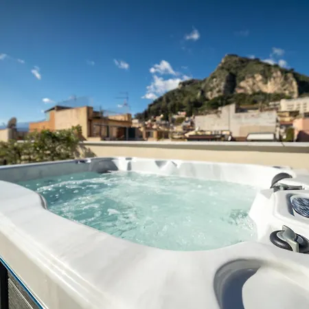 Affittacamere Taoetna Guest House, *