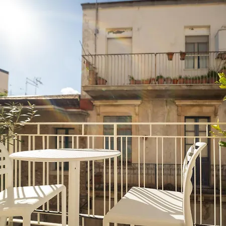 Taoetna Guest House, 3* Taormine